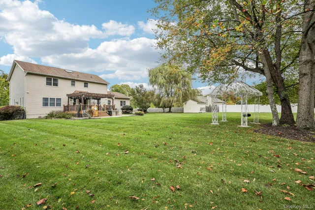 $1,399,000 | 4 Isaac Drive, Pomona, NY 10970