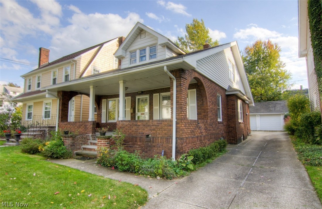 3022 Kensington Road Cleveland, OH 44118 - Photo 1 of 24