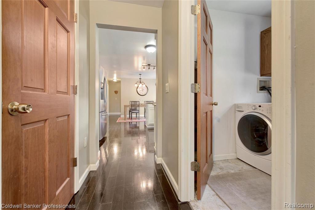 3594 Hazelton Avenue Rochester Hills, MI 48307 - Photo 11 of 33