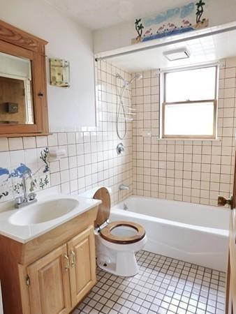 7 Yale Road Arlington, MA 02474 - Photo 8 of 14 Gallery Image 8