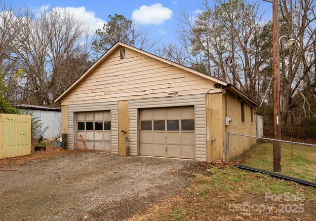 $345,000 | 784 Crestmont Drive Southeast, Concord, NC 28025