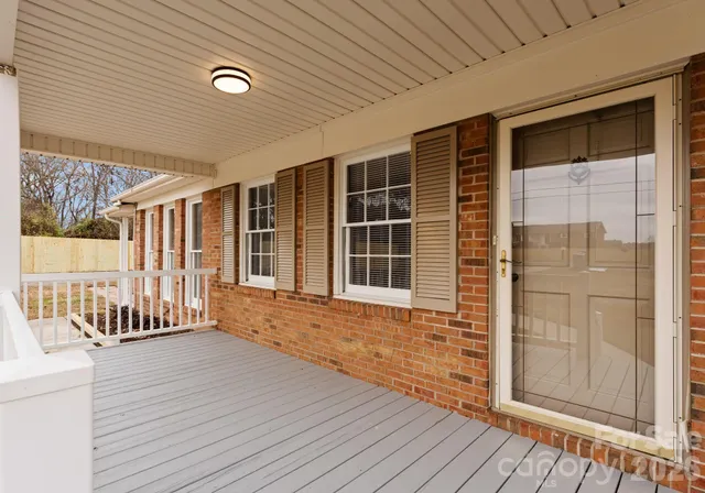 a view of front door of the house
