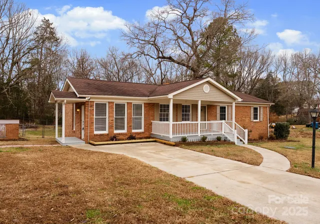 $345,000 | 784 Crestmont Drive Southeast, Concord, NC 28025