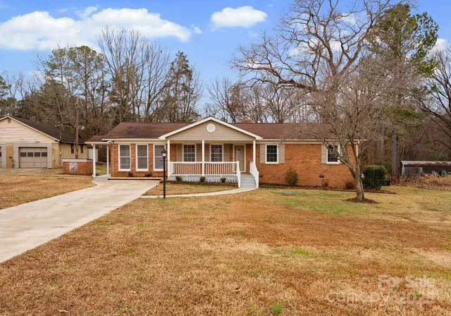 $345,000 | 784 Crestmont Drive Southeast, Concord, NC 28025