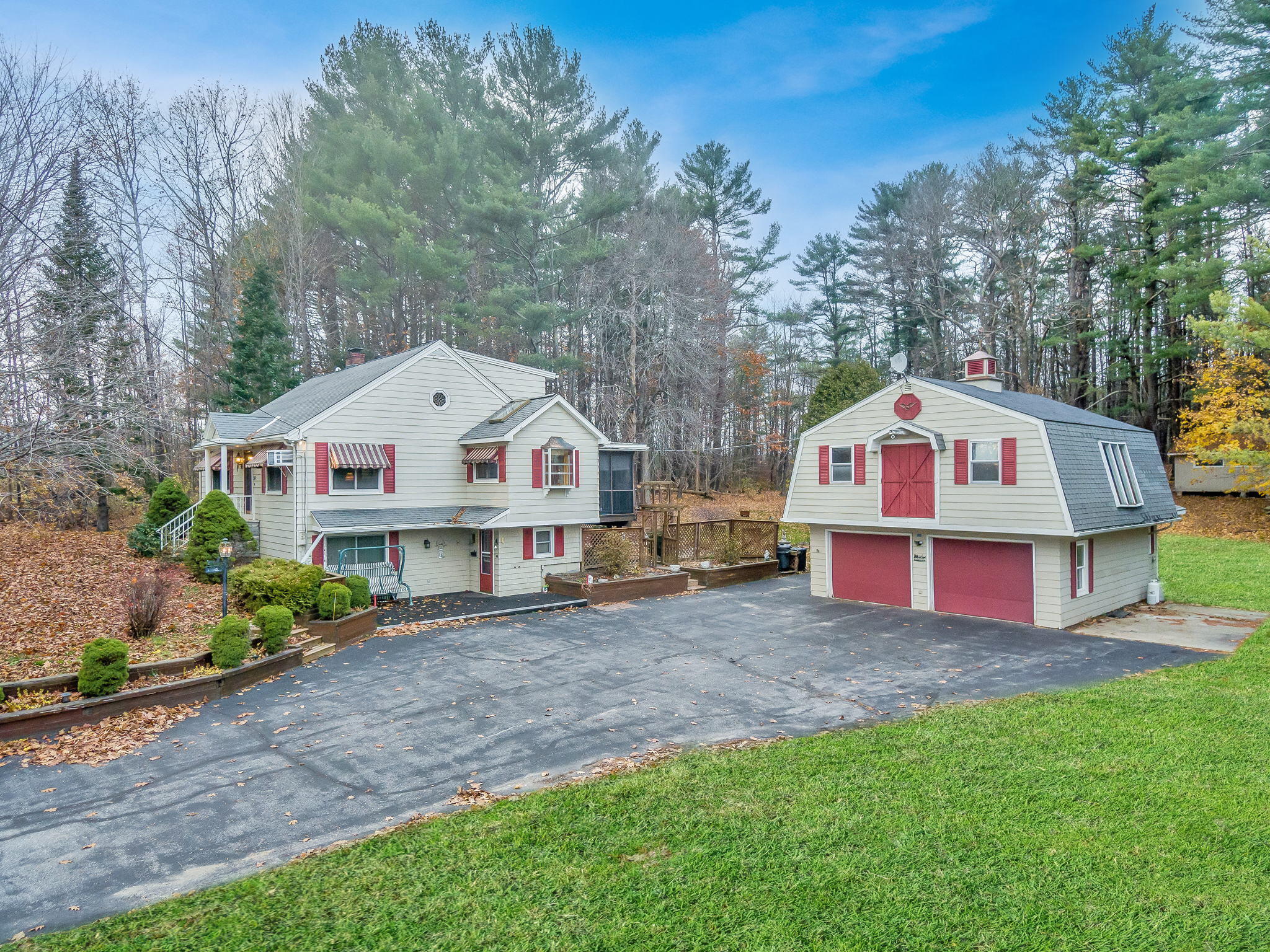 214 Stetson Road Lewiston, ME 04240 - Photo 1 of 49 2-web-or-mls-MAX_0015