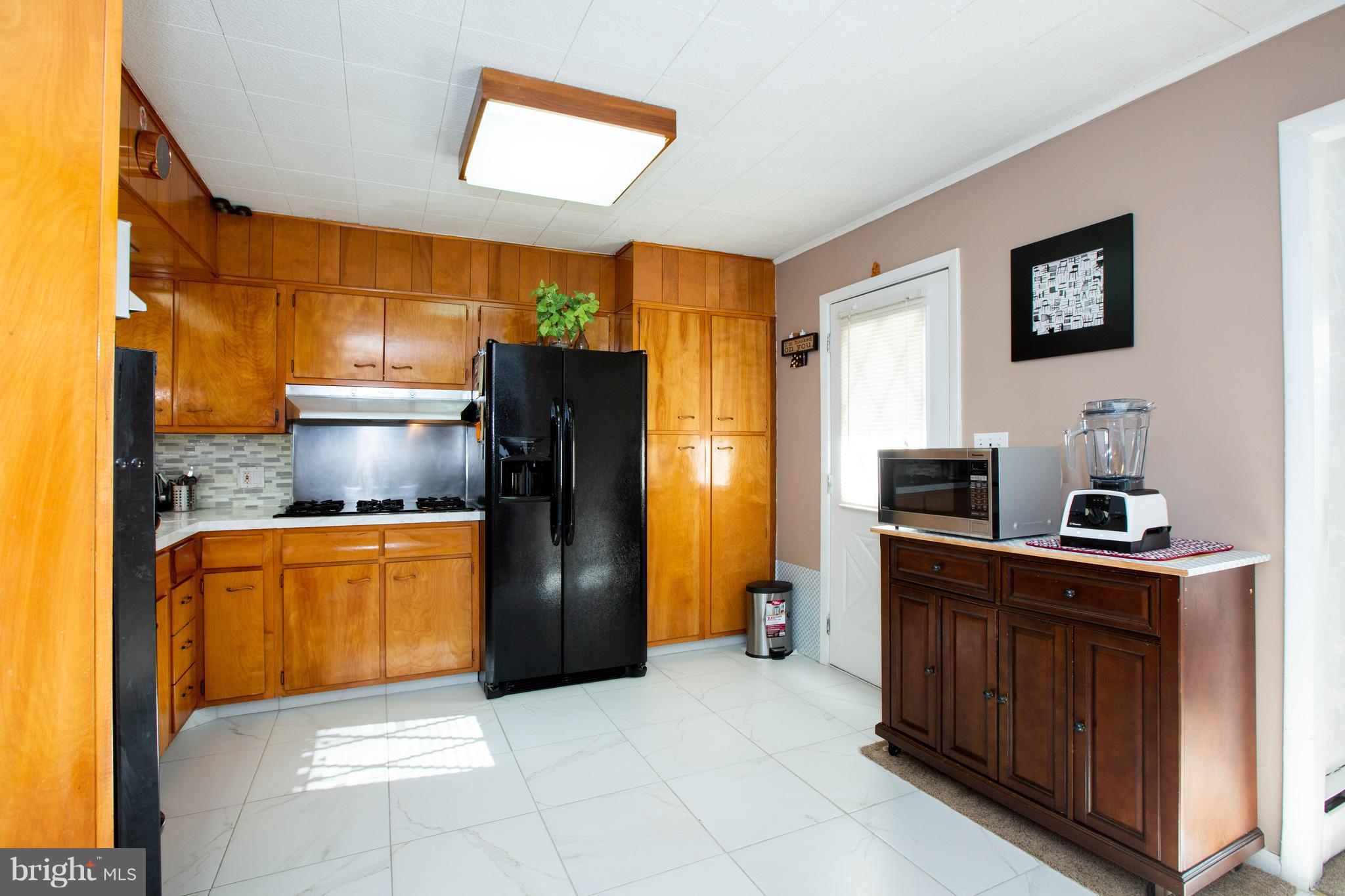 20 Collins Road Hamilton, NJ 08619 - Photo 7 of 24