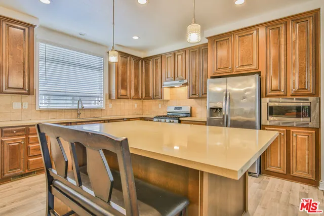 $629,000 | 3595 Santa Fe Avenue, Unit 115, Long Beach, CA 90810