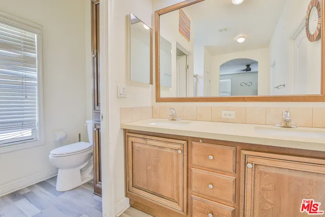 $629,000 | 3595 Santa Fe Avenue, Unit 115, Long Beach, CA 90810