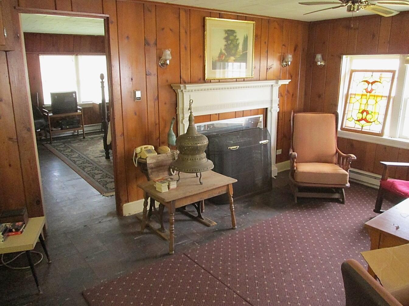 3150-3160 Defay Road Stevensville, MI 49127 - Photo 22 of 36 23-Barn LR 4x3