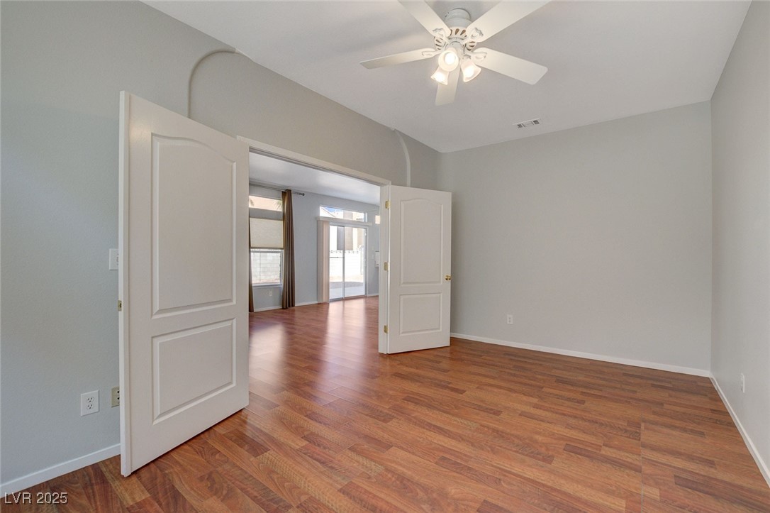 22 Lantern Glow Henderson, NV 89074 - Photo 12 of 46