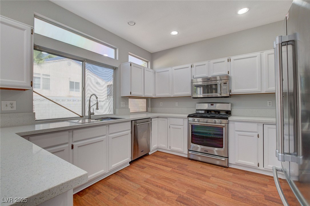 22 Lantern Glow Henderson, NV 89074 - Photo 17 of 46