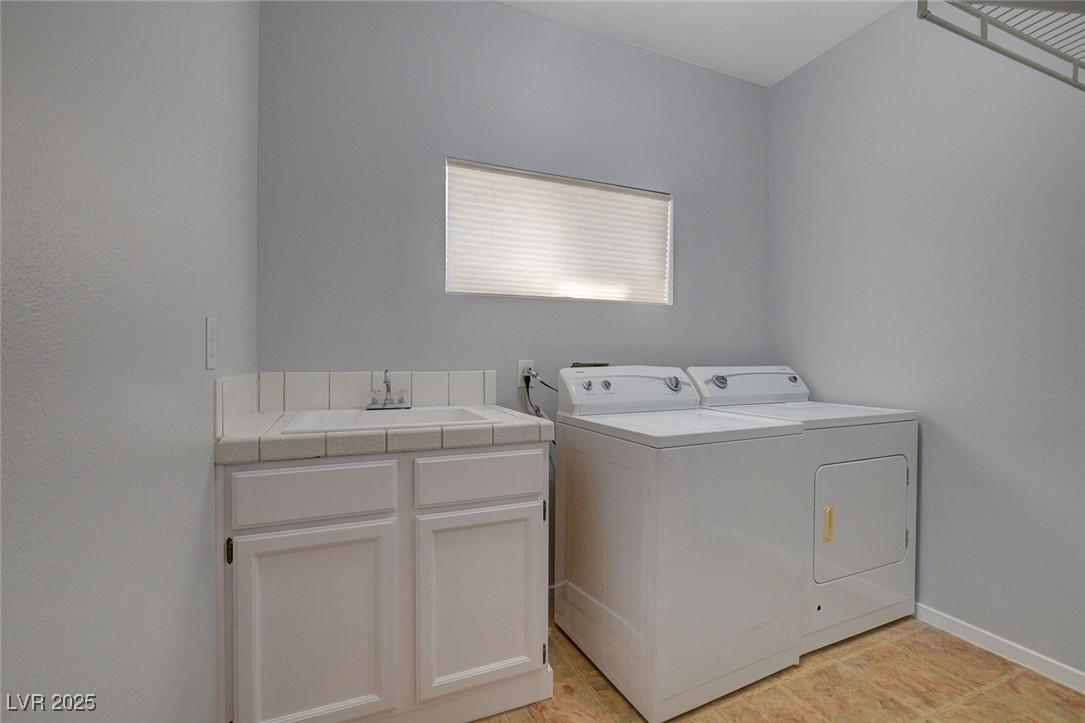 22 Lantern Glow Henderson, NV 89074 - Photo 42 of 46