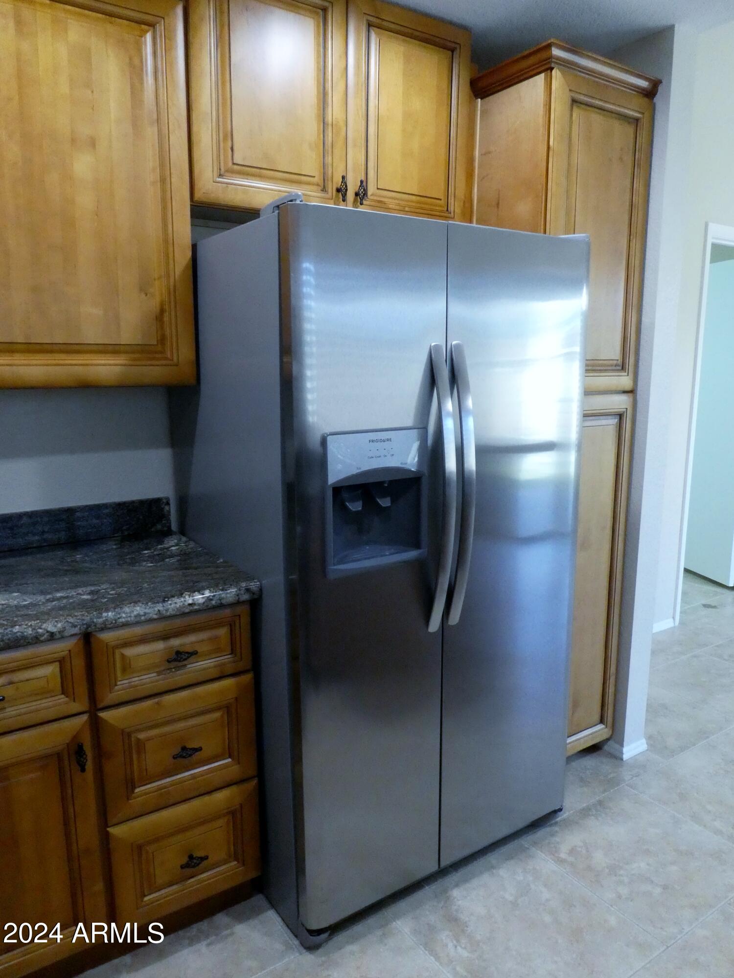 1856 West Manor Street Chandler, AZ 85224 - Photo 4 of 14 Stainless Fridge