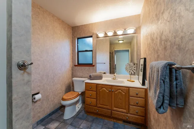 $659,000 | 2155 Gowan Way, Redwood Valley, CA 95470