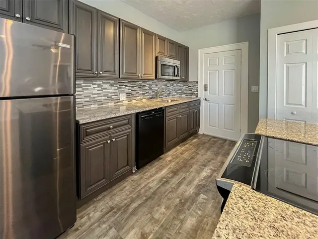 $1,495 | 408 Armada Road South, Unit 8, Venice, FL 34285