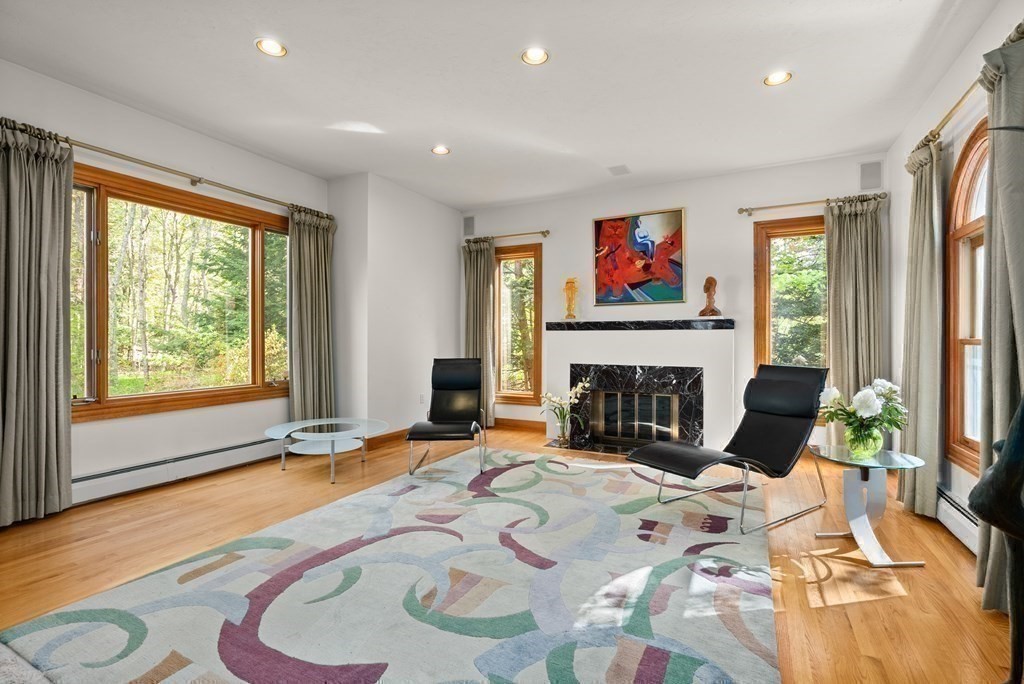 71 Westland Road Weston, MA 02493 - Photo 15 of 41 Gallery Image 15