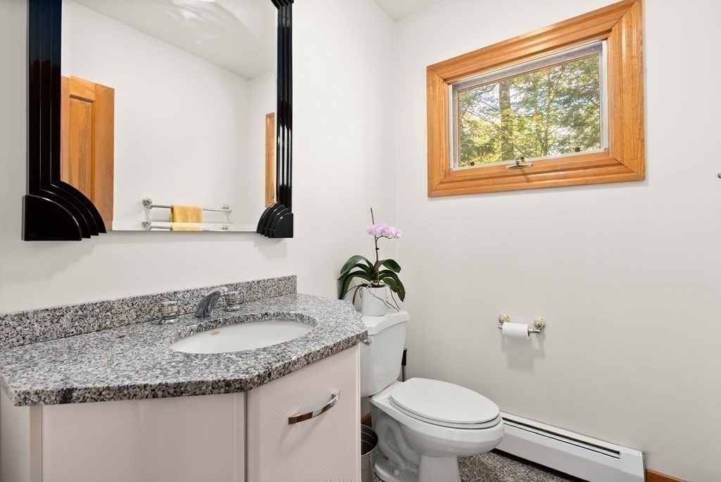71 Westland Road Weston, MA 02493 - Photo 17 of 41 Gallery Image 17