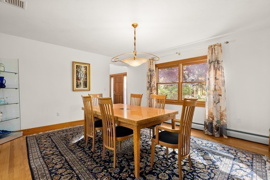 71 Westland Road Weston, MA 02493 - Photo 19 of 41 Gallery Image 19