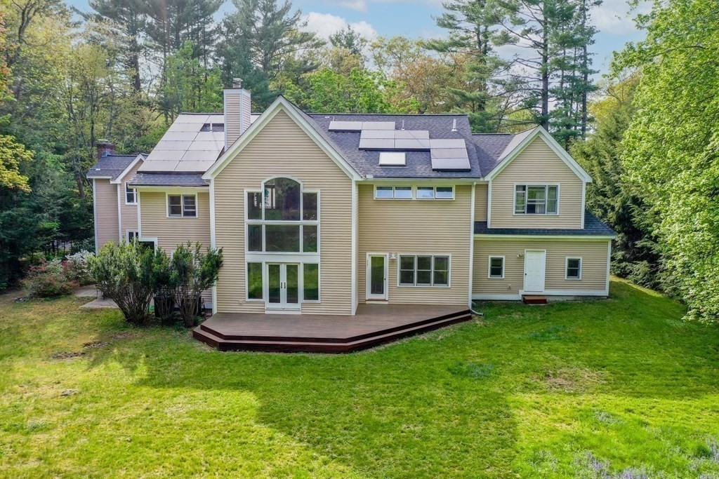 71 Westland Road Weston, MA 02493 - Photo 3 of 41 Gallery Image 3