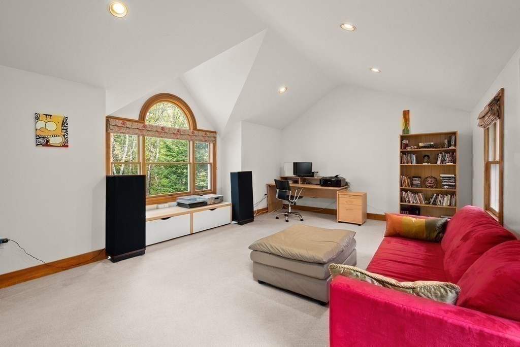 71 Westland Road Weston, MA 02493 - Photo 32 of 41 Gallery Image 32