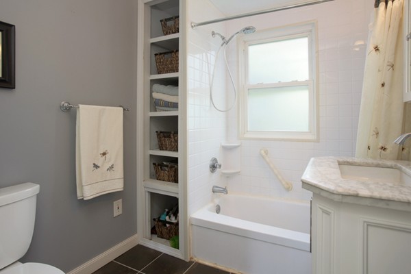 76 Innis Street North Andover, MA 01845 - Photo 7 of 10 Gallery Image 7