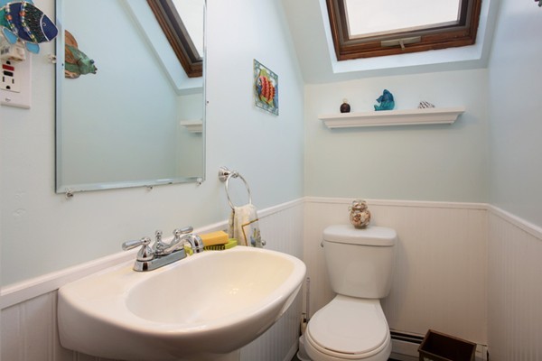 76 Innis Street North Andover, MA 01845 - Photo 8 of 10 Gallery Image 8