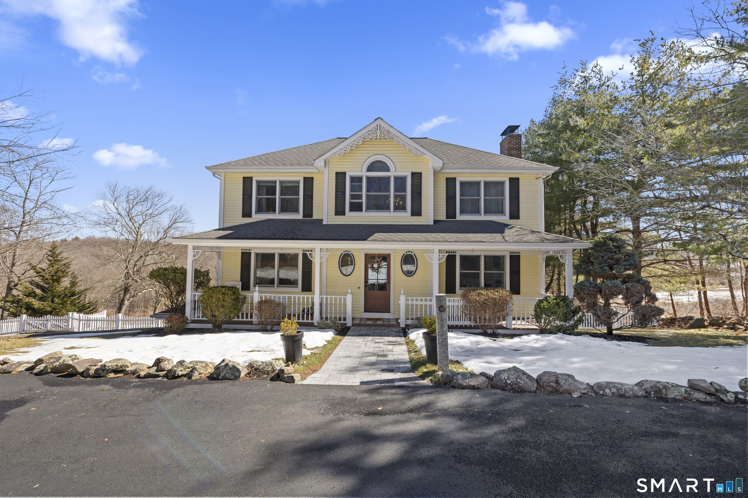 105 Bldg Brook Road Hamden, CT 06514 - Photo 2 of 39