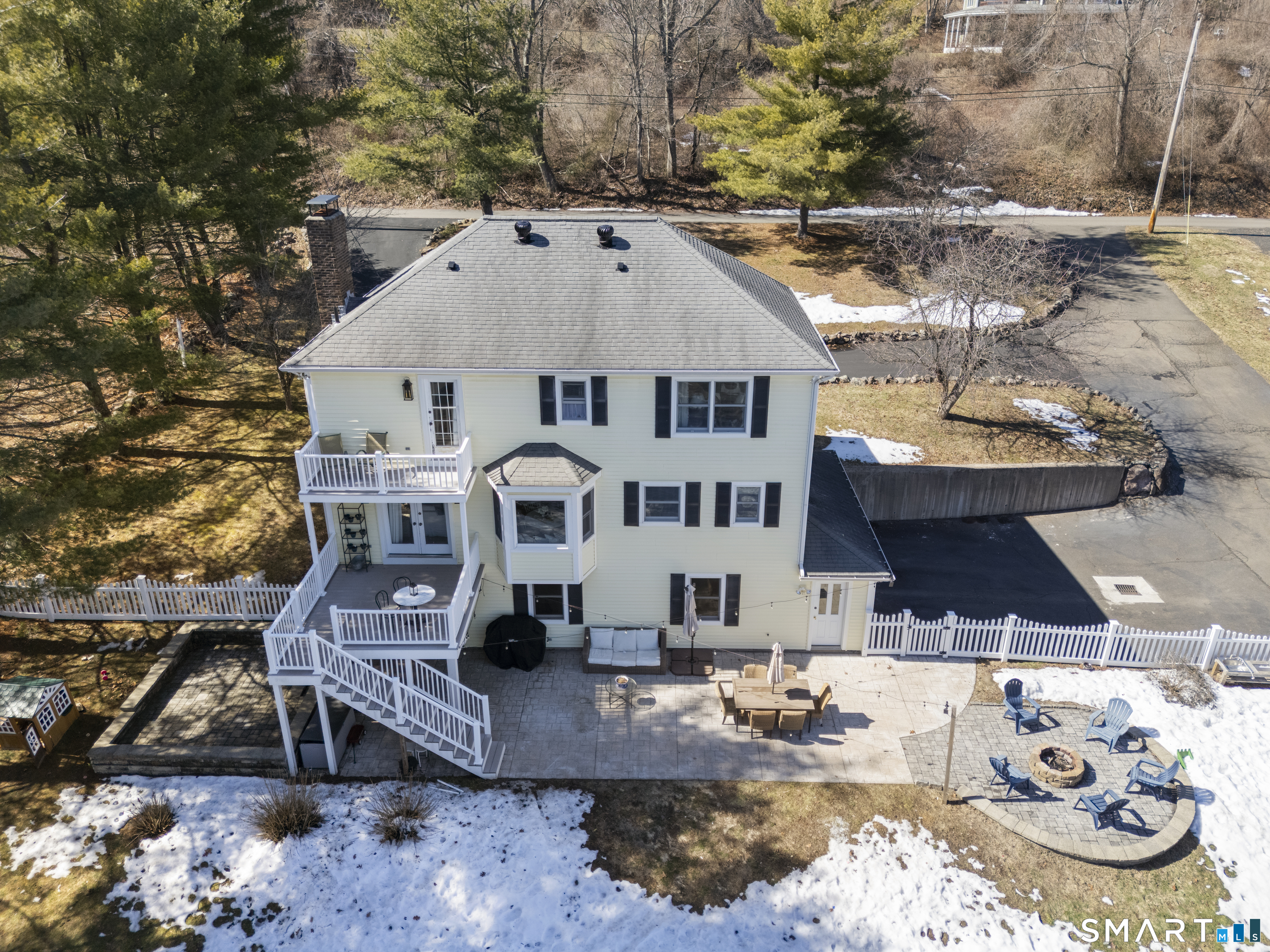 105 Bldg Brook Road Hamden, CT 06514 - Photo 30 of 39