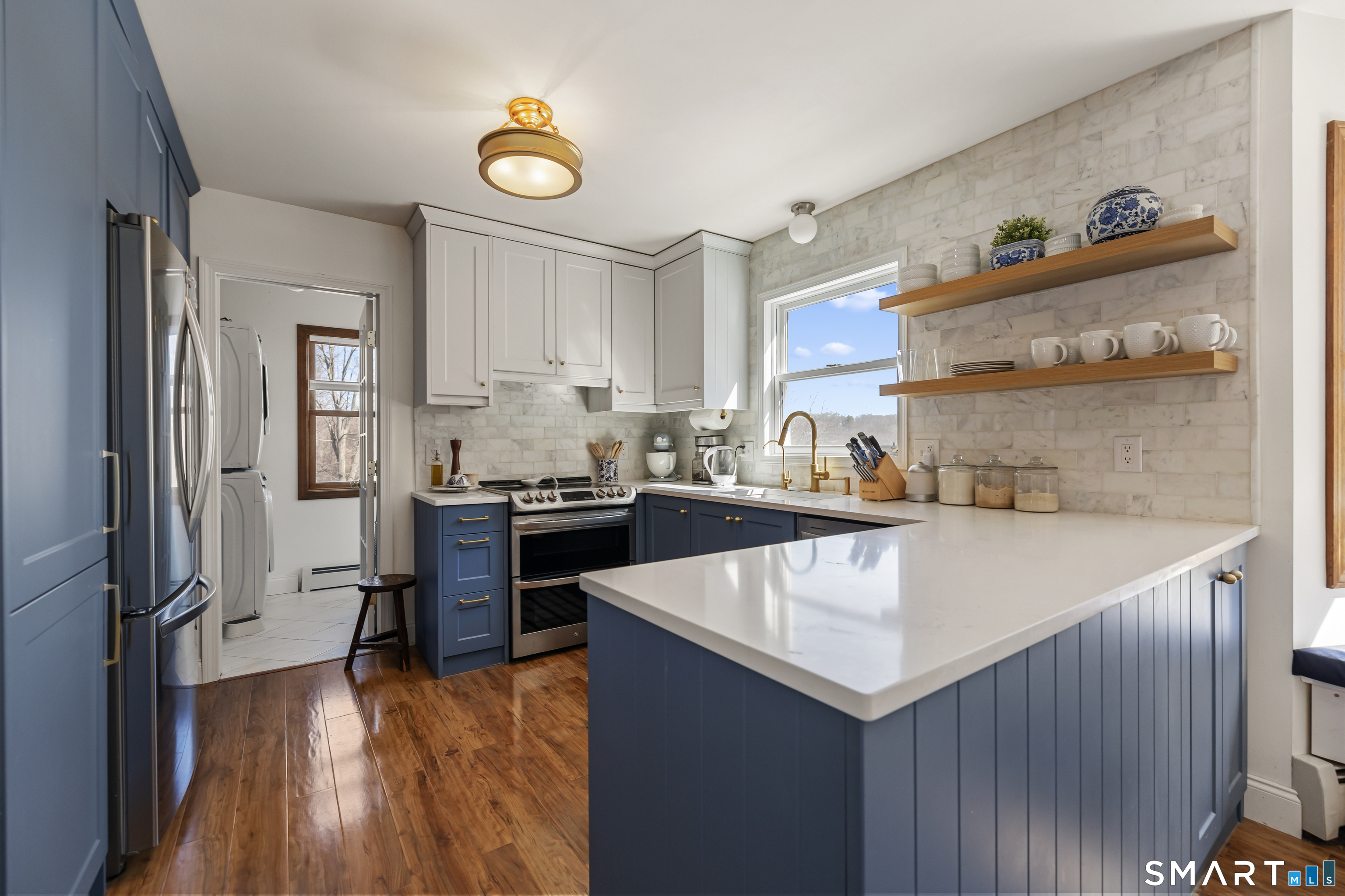 105 Bldg Brook Road Hamden, CT 06514 - Photo 3 of 39