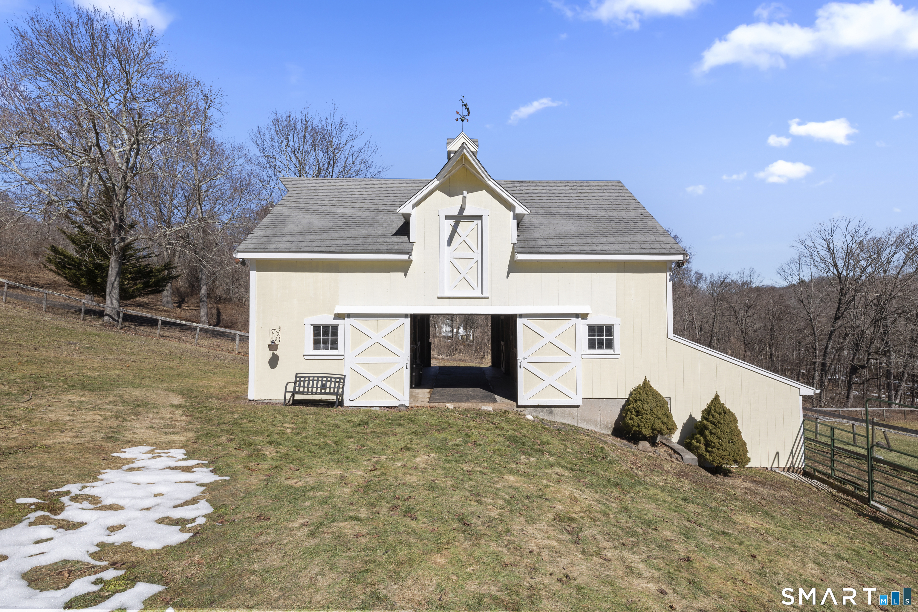 105 Bldg Brook Road Hamden, CT 06514 - Photo 31 of 39