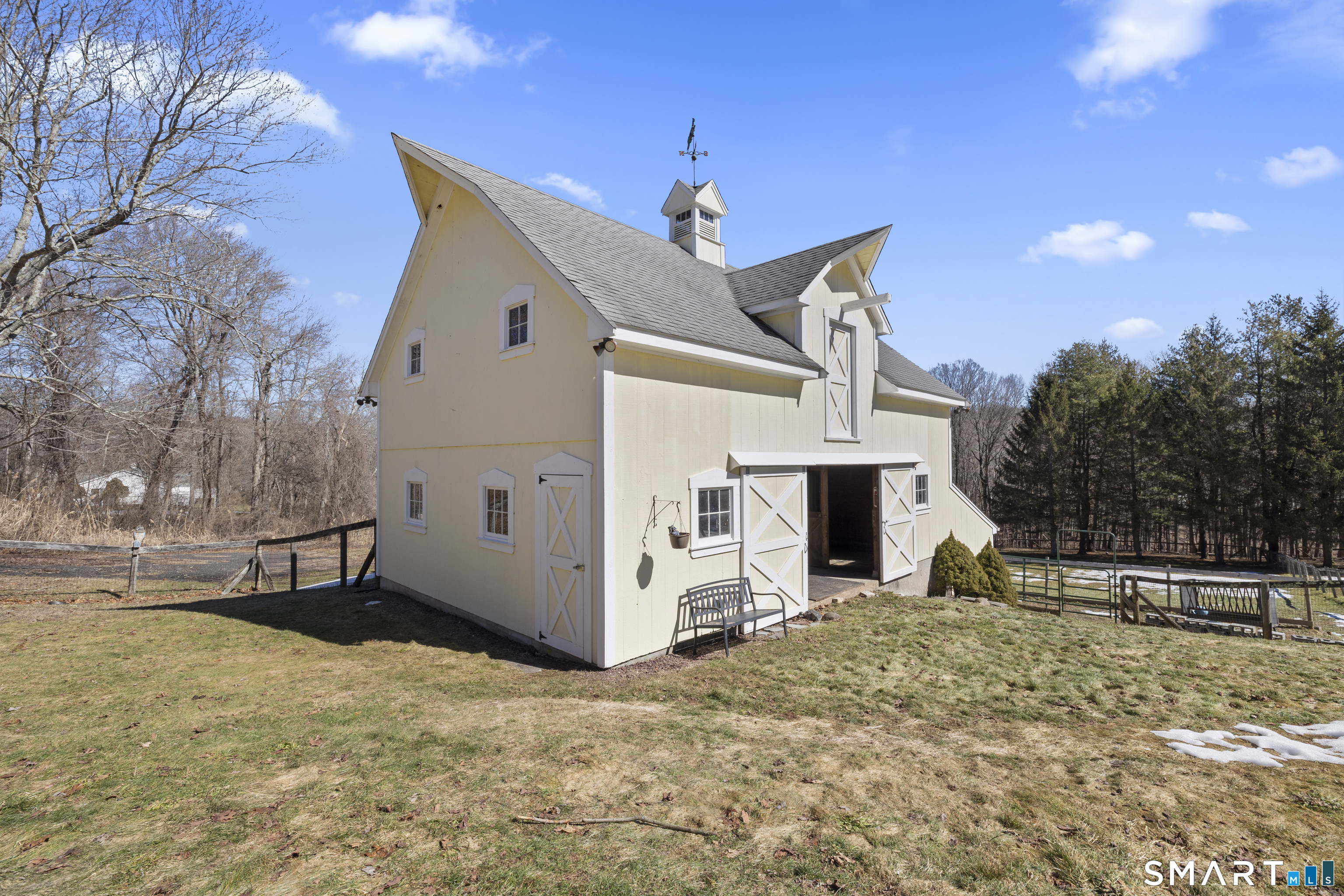 105 Bldg Brook Road Hamden, CT 06514 - Photo 32 of 39