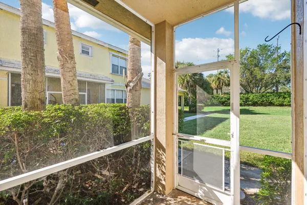 $2,650 | 4963 Grinnell Street, Lake Worth, FL 33463