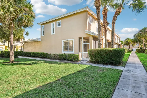 $2,650 | 4963 Grinnell Street, Lake Worth, FL 33463