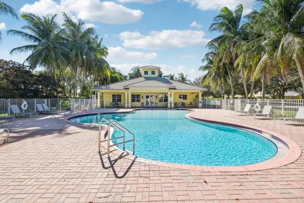 $2,650 | 4963 Grinnell Street, Lake Worth, FL 33463