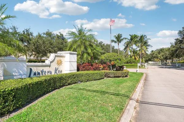 $2,650 | 4963 Grinnell Street, Lake Worth, FL 33463