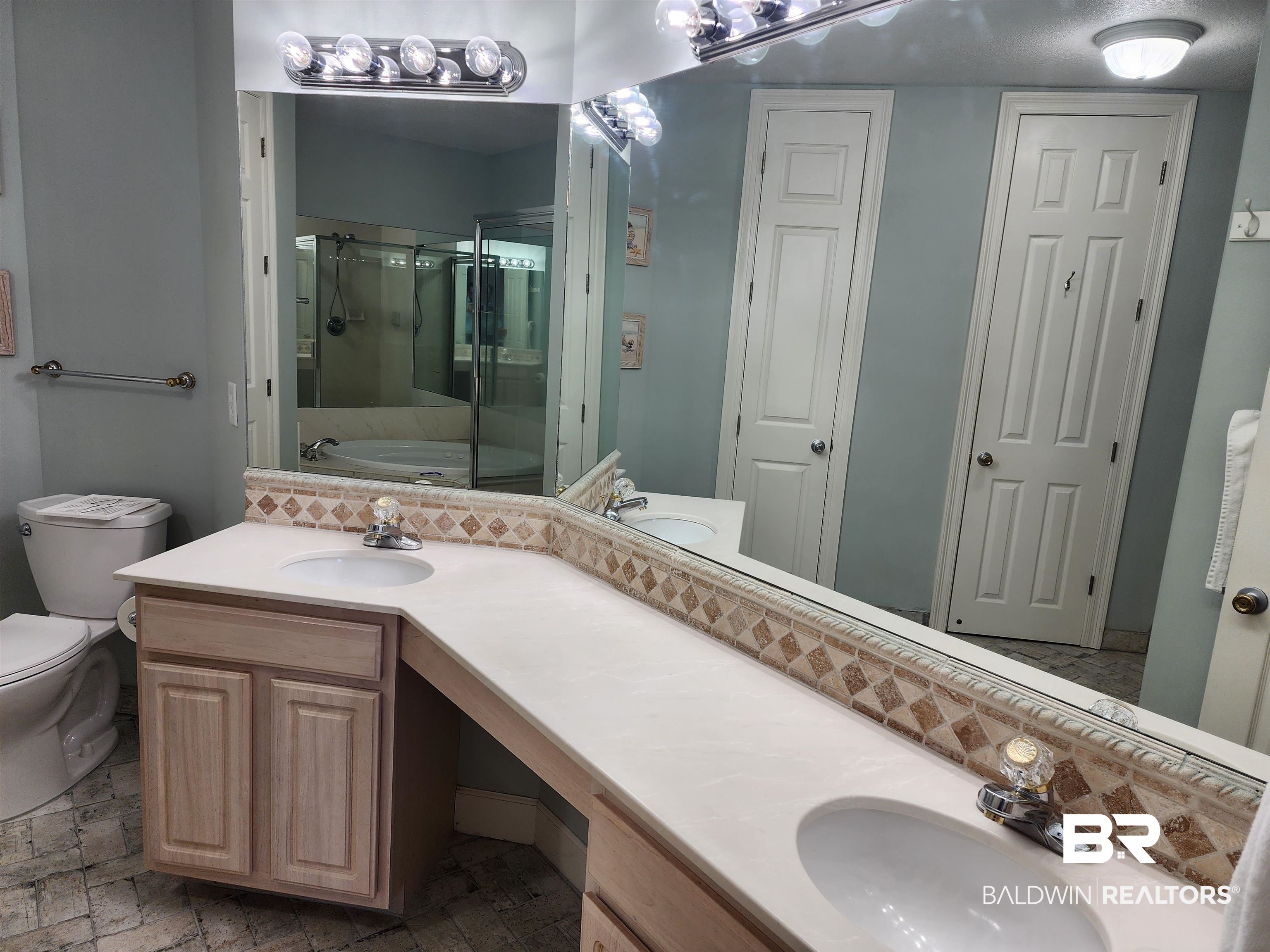 27284 Gulf Road, Unit 604 Orange Beach, AL 36561 - Photo 35 of 49