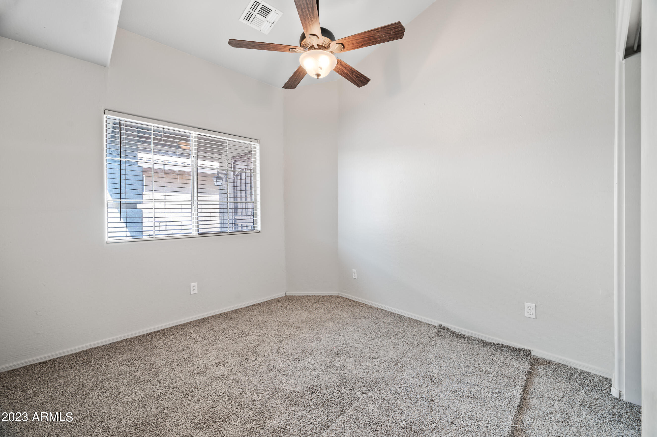 3805 South Bowman Road Apache Junction, AZ 85119 - Photo 19 of 31 ocupix-3805SBR-20