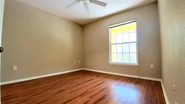 $165,000 | 10017 Courtney Palms Boulevard, Unit 304, Tampa, FL 33619