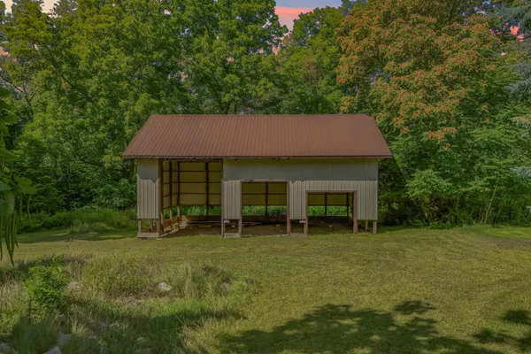 $74,900 | 32 McClellan Street, Hillsdale, MI 49242