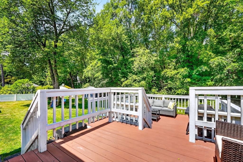26 Brooksbie Road Bedford, MA 01730 - Photo 24 of 38