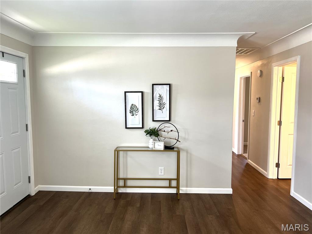 218 Mill Street Bethalto, IL 62010 - Photo 7 of 36