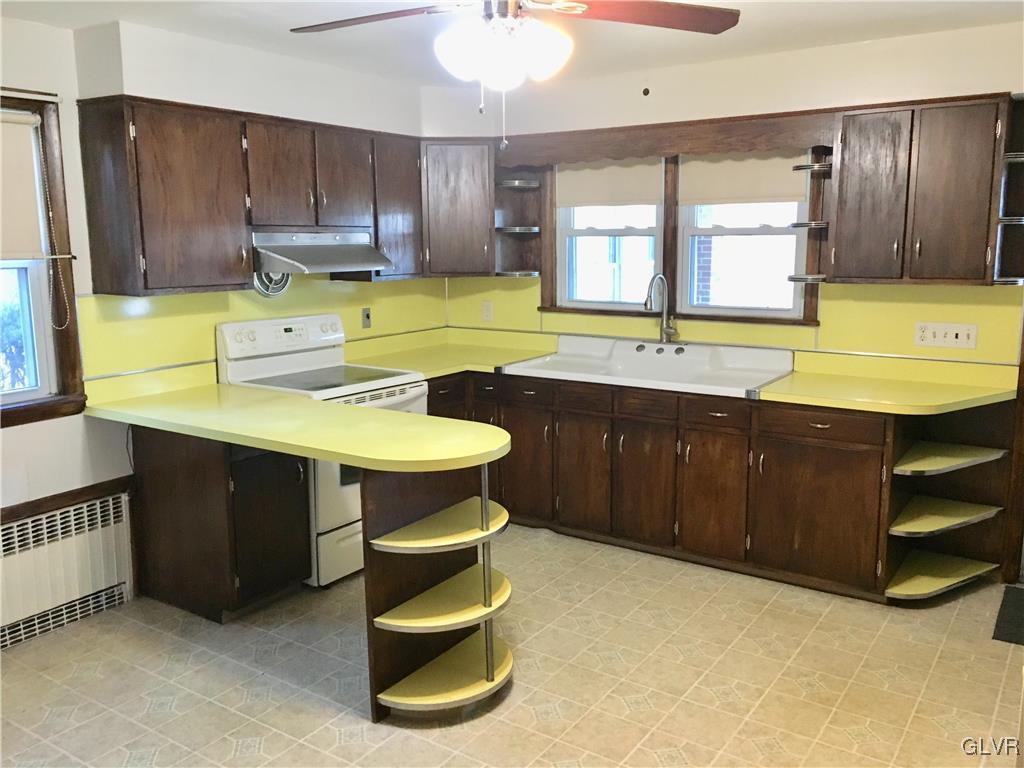 2642 Old Post Road Coplay, PA 18037 - Photo 2 of 21 Gallery Image 2