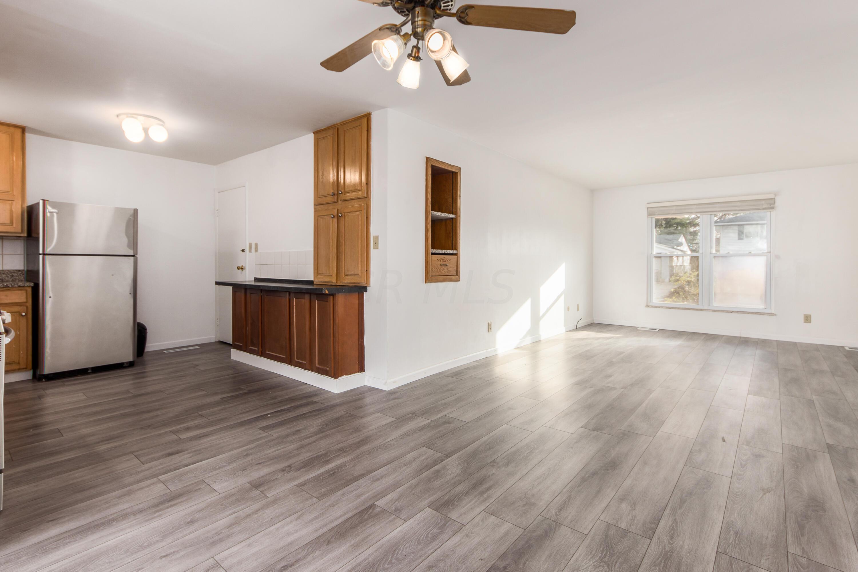 1466 Fullen Road Columbus, OH 43229 - Photo 8 of 35 M_1466_Fullen023
