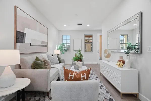 $699,000 | 605 Cinnamon Circle, Mountain View, CA 94043