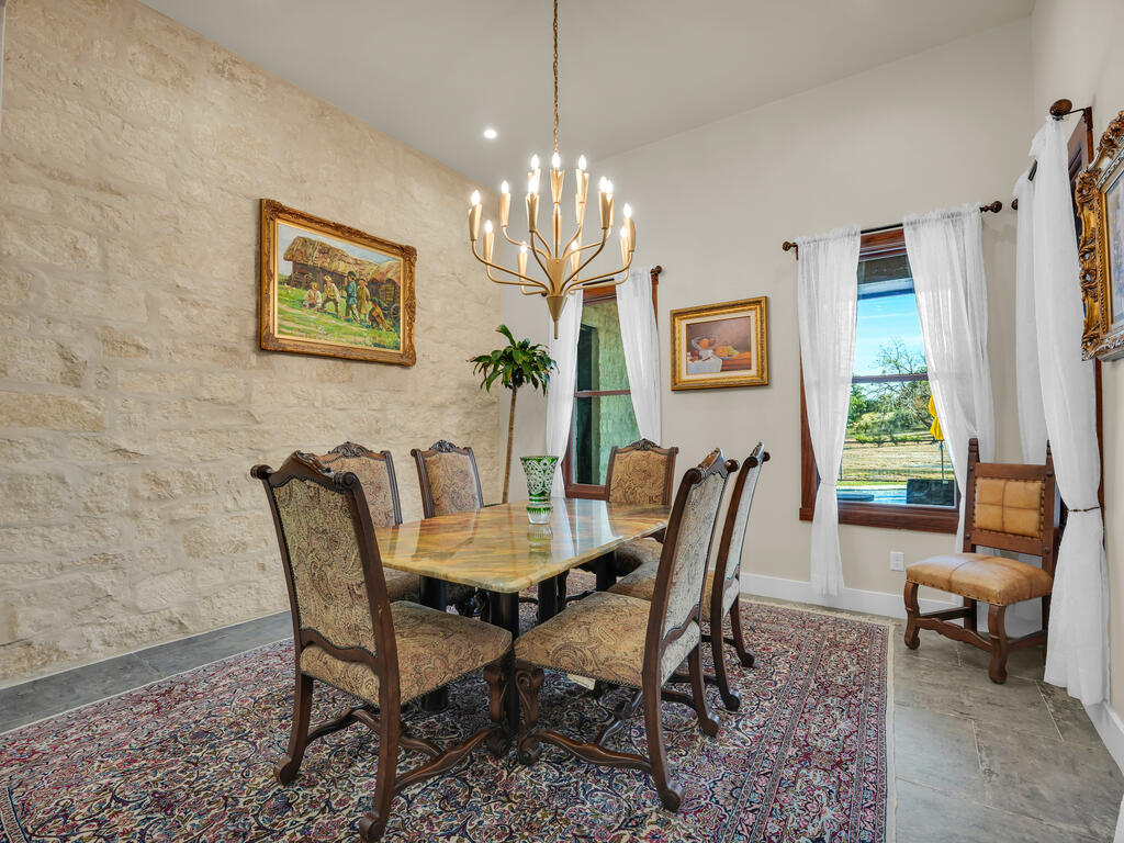 281 Inspiration Loop Comfort, TX 78013 - Photo 19 of 64 Gallery Image 19