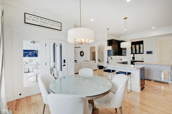 $1,995,000 | 7850 Cheval Rue Court, Zionsville, IN 46077