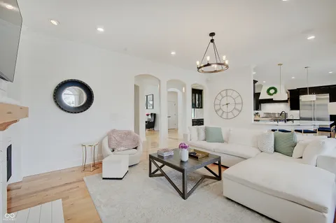 $1,995,000 | 7850 Cheval Rue Court, Zionsville, IN 46077
