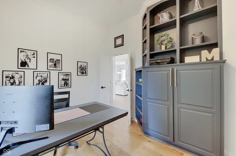 $1,995,000 | 7850 Cheval Rue Court, Zionsville, IN 46077