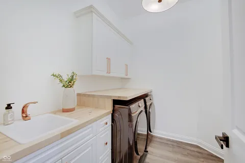 $1,995,000 | 7850 Cheval Rue Court, Zionsville, IN 46077