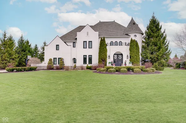 $1,995,000 | 7850 Cheval Rue Court, Zionsville, IN 46077